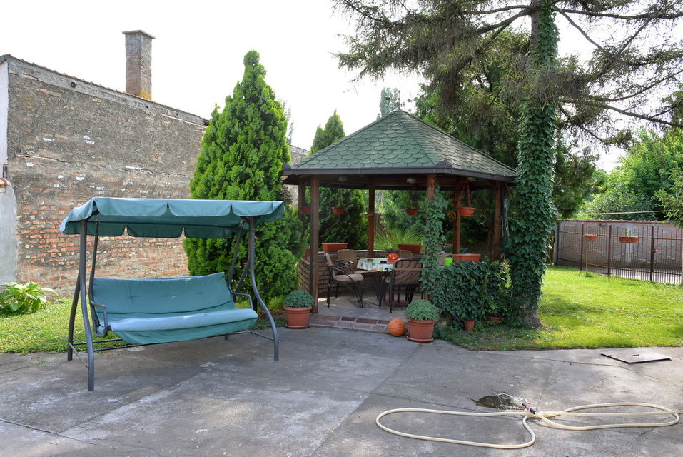 Železnička 94, Ruma - 10