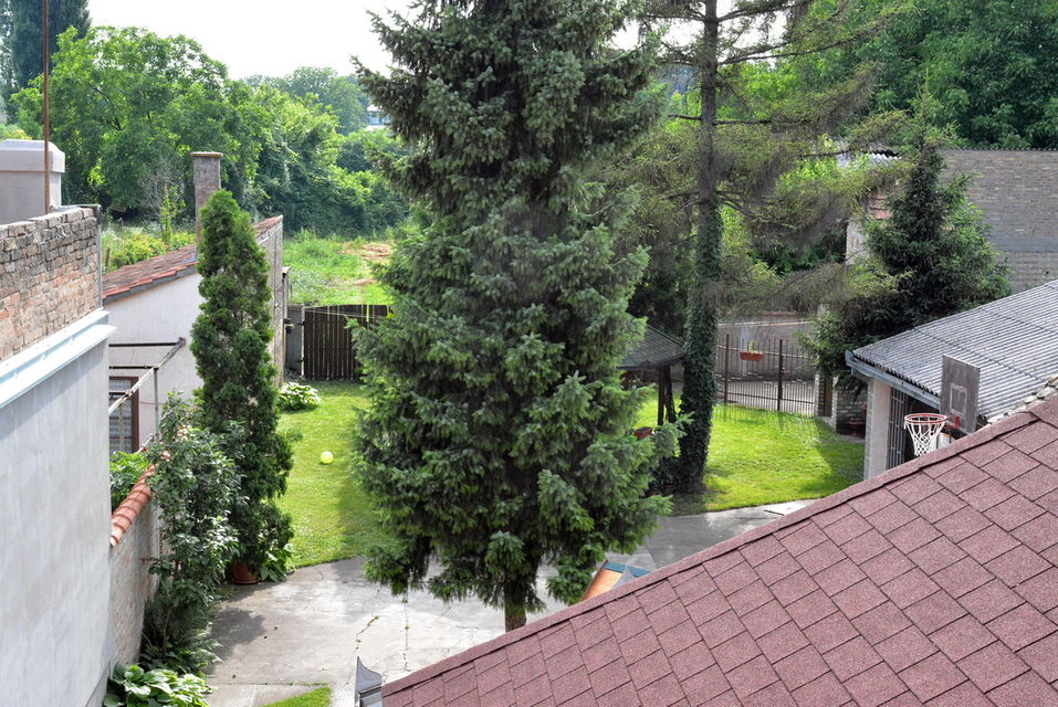 Železnička 94, Ruma - 11