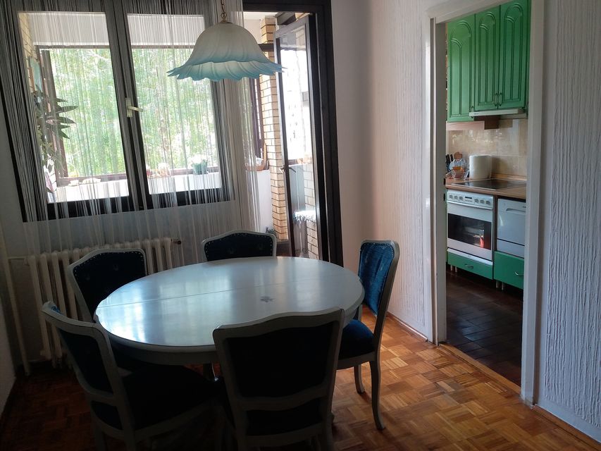 Raše Plaovića 14, Beograd - 2
