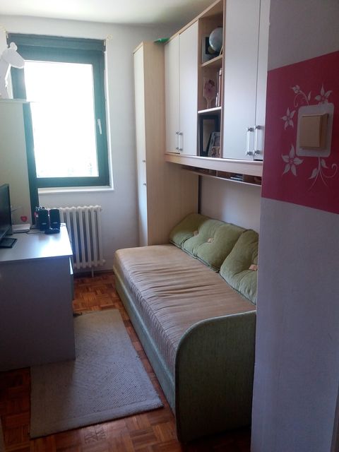 Raše Plaovića 14, Beograd - 13
