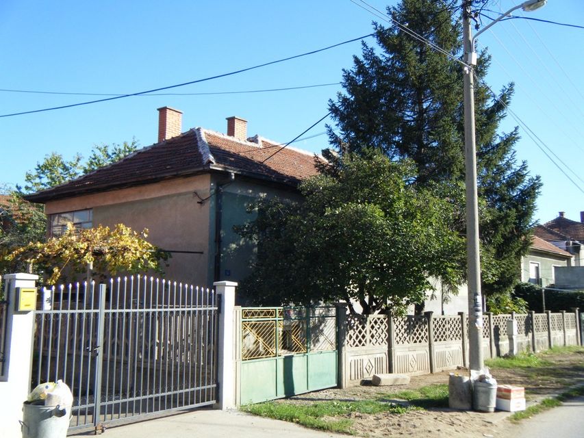 Dubrovačka 14, Niš