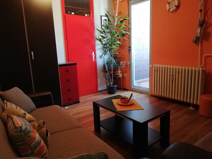 Nemanjina 80, Čačak