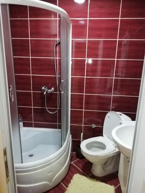 Nemanjina 80, Čačak - 7