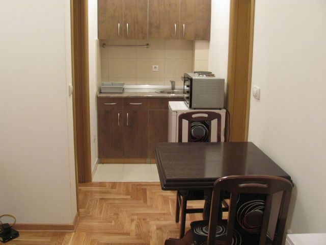 Cvetanova ćuprija 18, Beograd