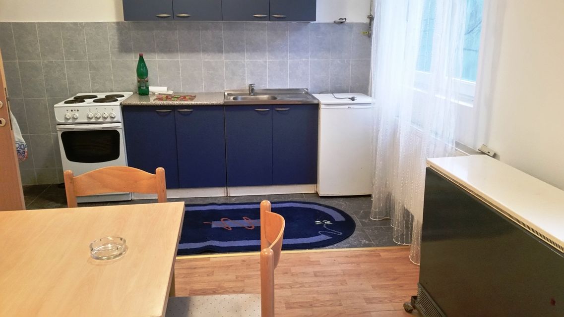 Dragoljuba Ristića 9, Beograd - 3