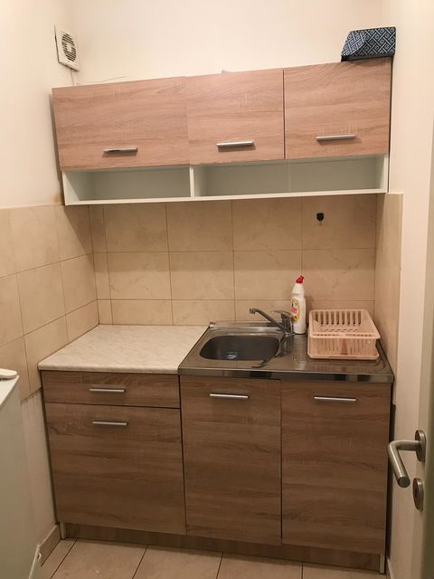 Kralja Vladimira 71/2, Beograd - 3