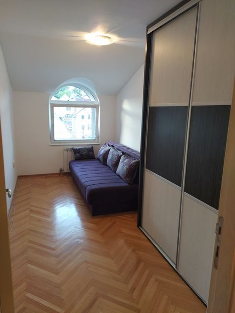 Petra Jovanovića 3, Beograd - 2