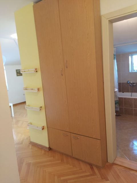 Petra Jovanovića 3, Beograd - 5