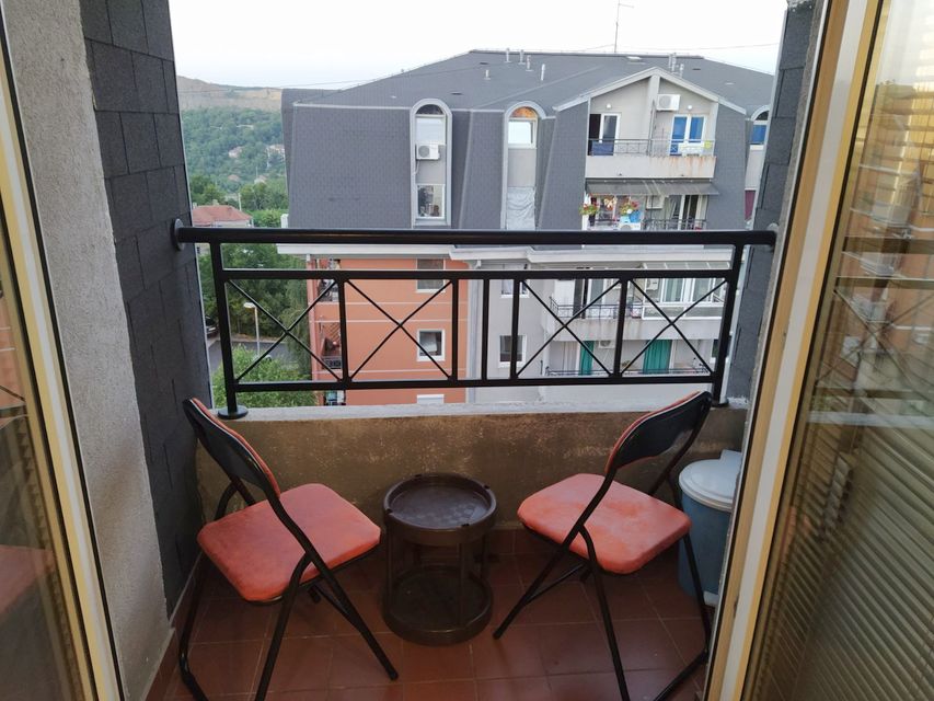 Petra Jovanovića 3, Beograd - 9