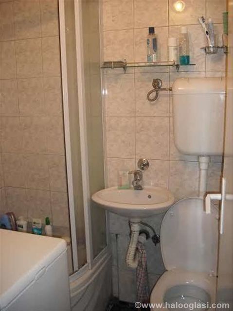 Piva Karamatijevića 28, Beograd - 7