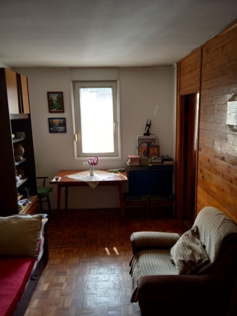 Franje Krča 67, Beograd - 4