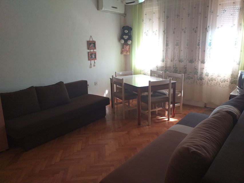 Dr Nika Miljanića 15, Beograd - 3