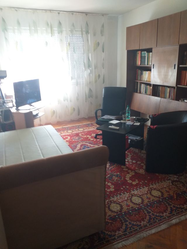 Dr Nika Miljanića 15, Beograd - 9