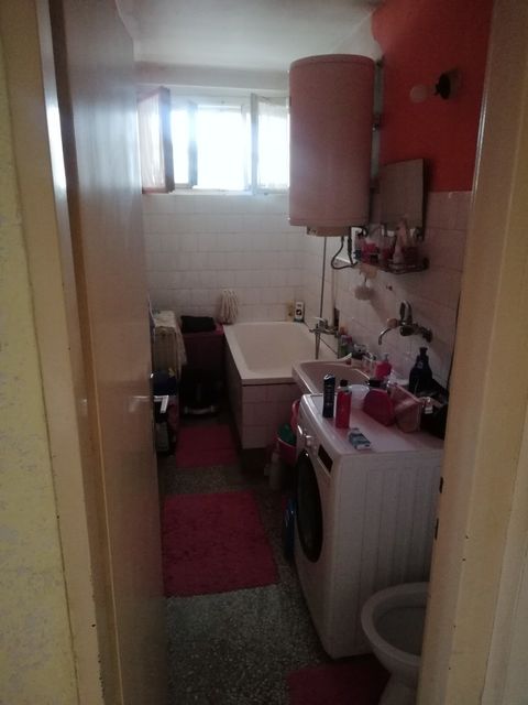 Nikole Pašića 16, Kragujevac - 6