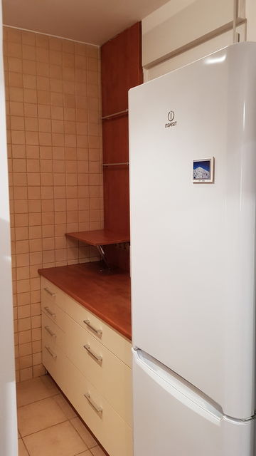 Dr Ivana Ribara 28, Beograd - 6