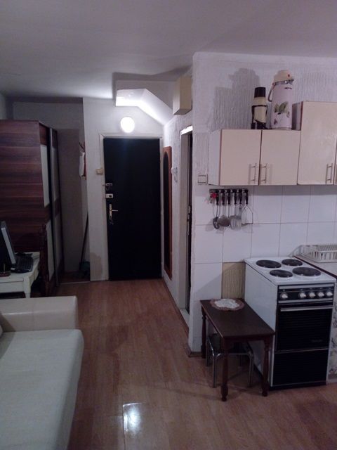 Ratka Mitrovića 94a, Beograd - 6