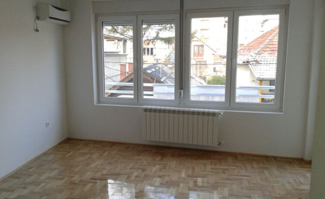 Cetinjska 6, Kragujevac - 4