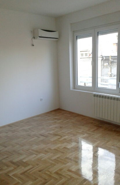 Cetinjska 6, Kragujevac - 3