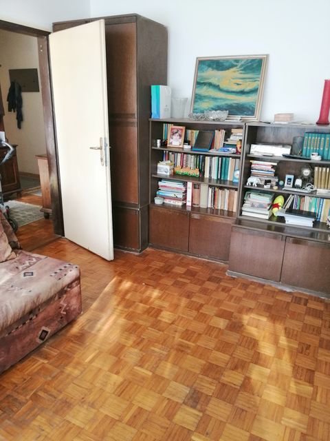 Gandijeva 179, Beograd - 4