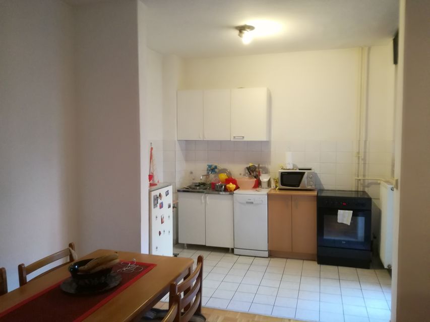 Dušana Radovića 9a, Beograd - 6