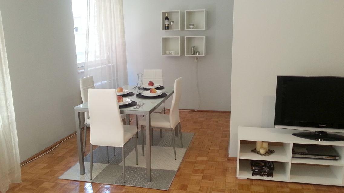 Jovana Ćirilova 8, Beograd - 2