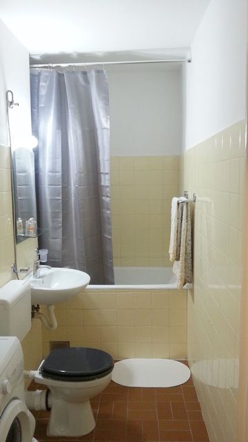 Jovana Ćirilova 8, Beograd - 7