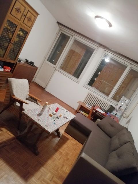 Studentska 1, Beograd - 2