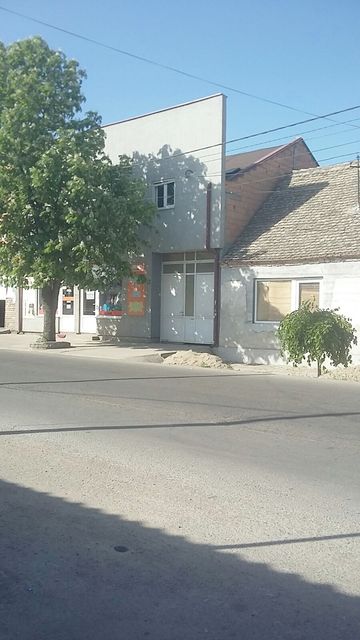 Matrozova 11, Beograd