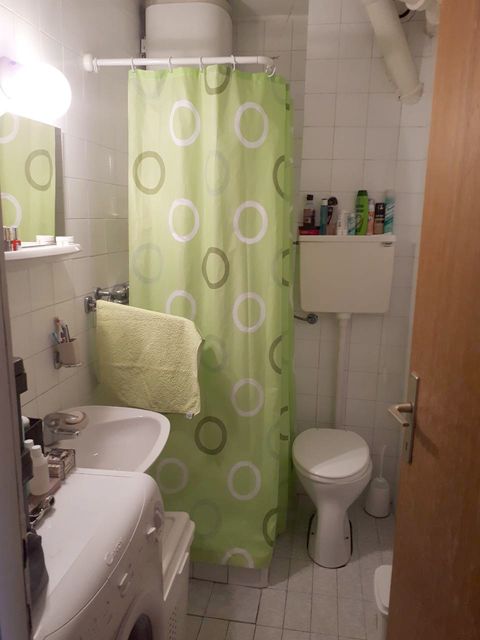 Trgovačka 26, Beograd - 4