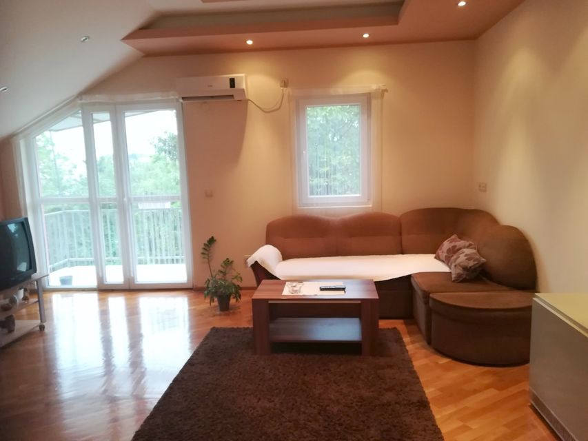 Franje Krča 61, Beograd - 2