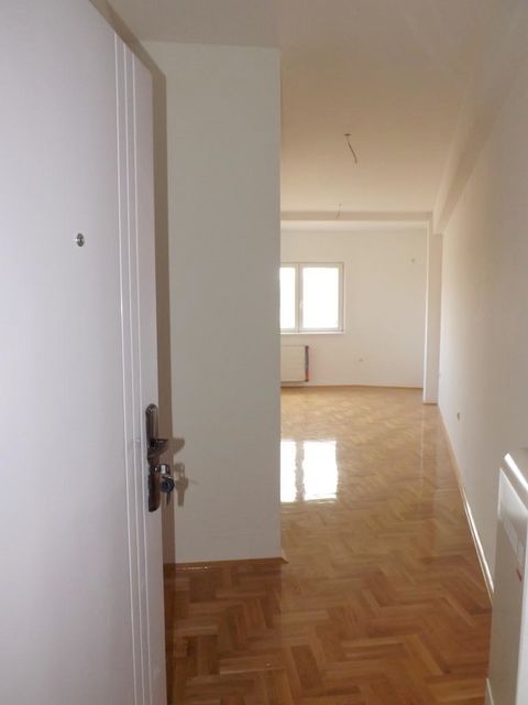 Generala Milojka Lešjanina 65A, Niš - 8