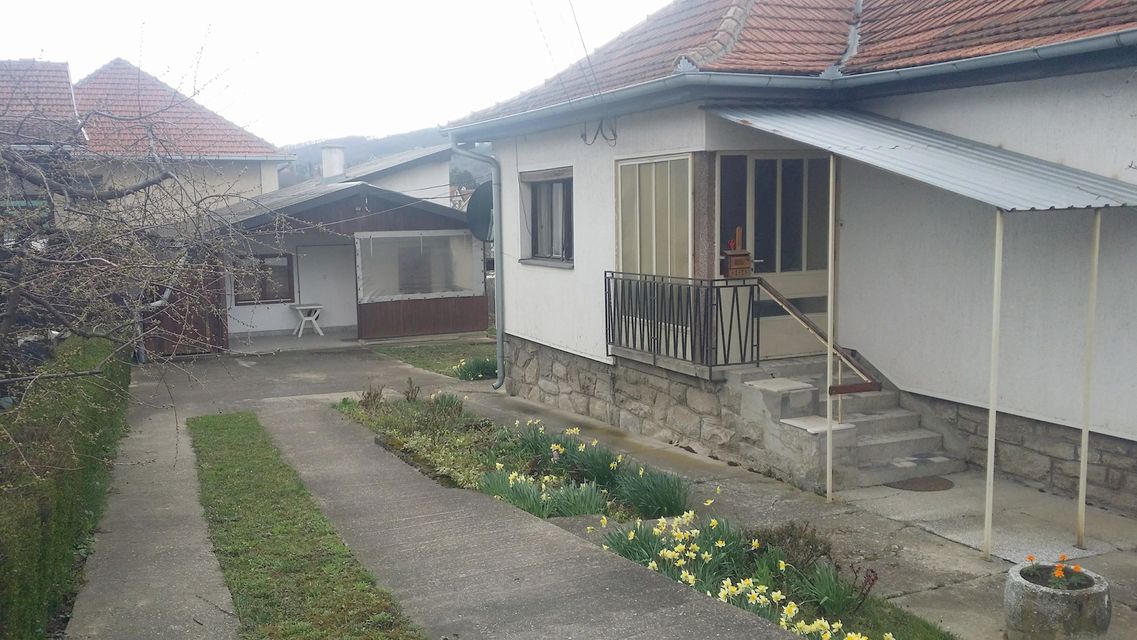 Dimitrija Tucovića 12, Aranđelovac - 1