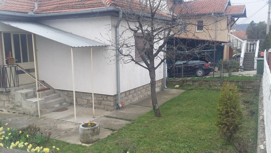 Dimitrija Tucovića 12, Aranđelovac - 3