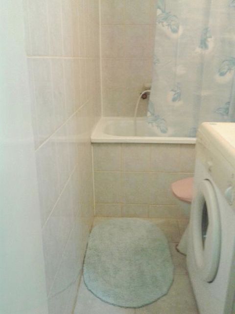 Bulevar Cara Lazara 37, Novi Sad - 2