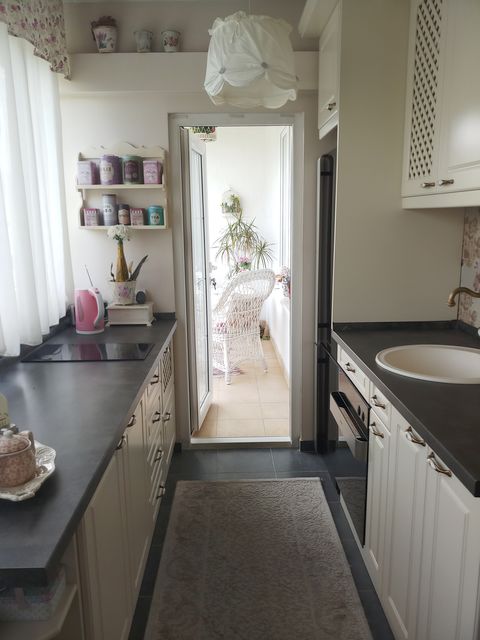 Dr Zore Ilić-Obradović 3, Beograd - 4