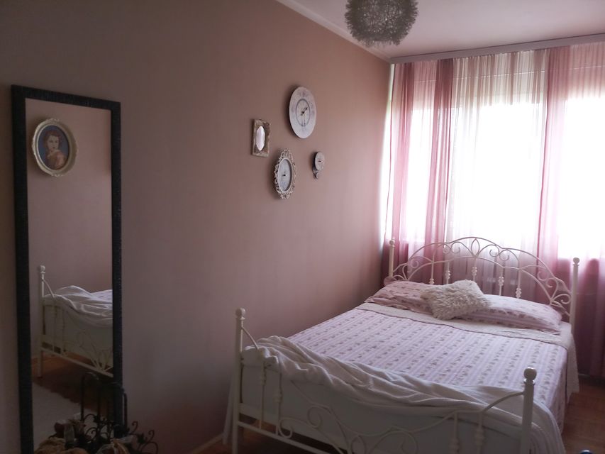 Dr Zore Ilić-Obradović 3, Beograd - 10