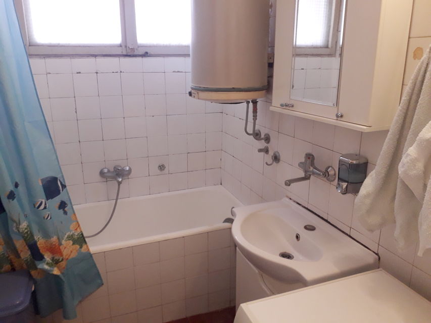 Darinke Radović 12, Beograd - 4