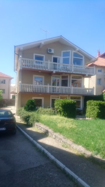 Vojvode Vlahovića 8, Beograd - 2