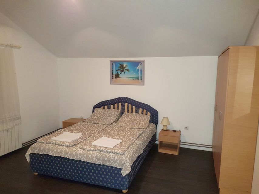 Vojvode Vlahovića 8, Beograd - 6