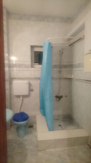 Vojvode Vlahovića 8, Beograd - 13