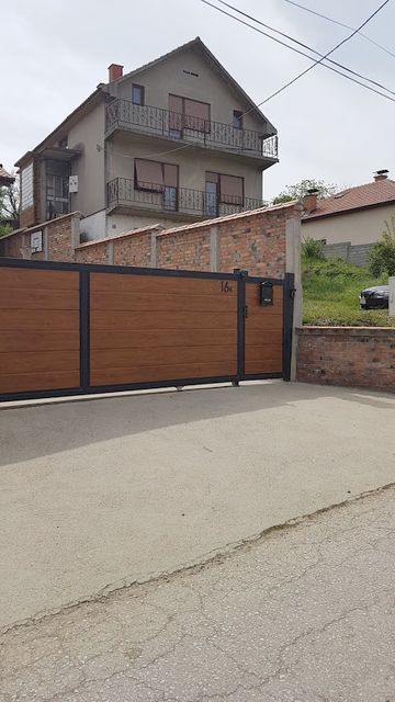 Živka Gavrilovića 32, Beograd - 3