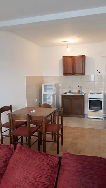 Kosovopoljska 51b, Beograd - 4