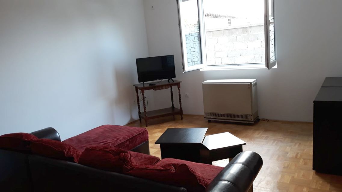 Kosovopoljska 51b, Beograd - 7