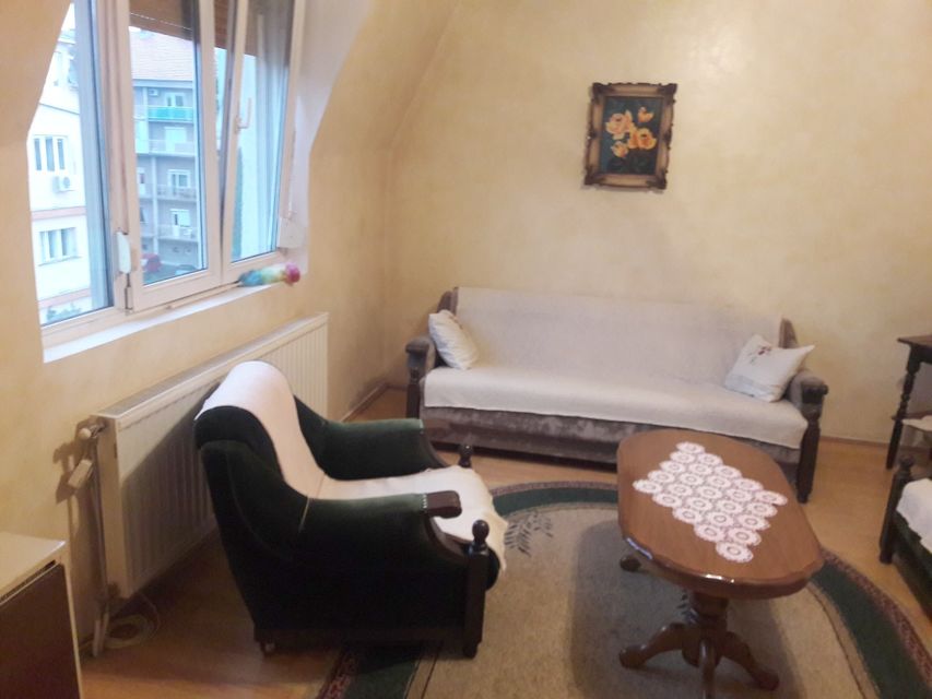 Božidarčeva 24, Niš - 11