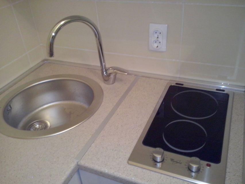 Dobrinjska 9, Beograd - 5