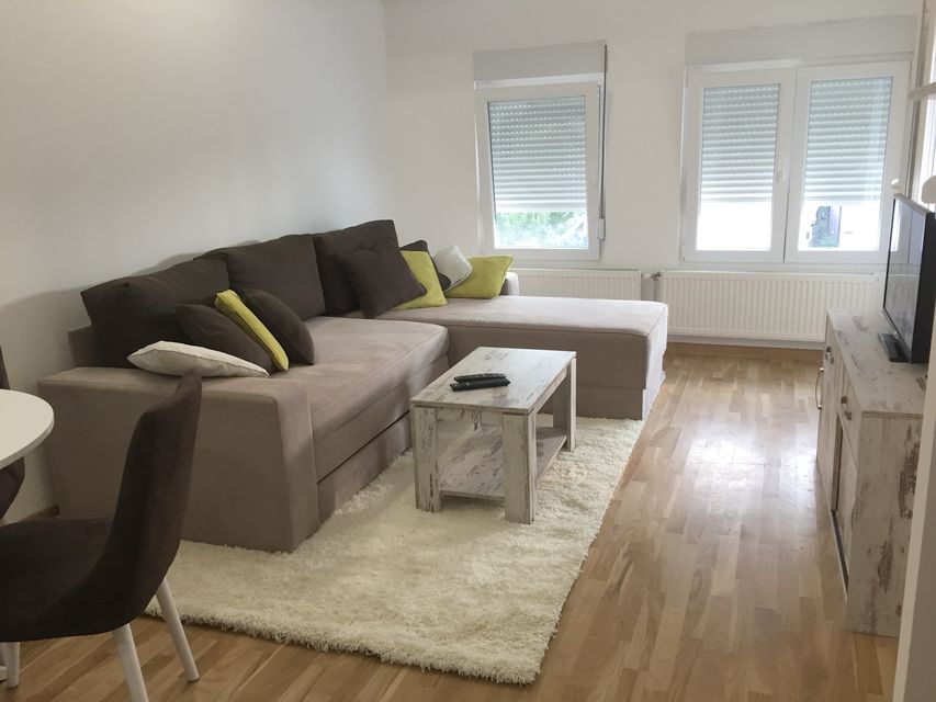 Dolačka 16, Beograd