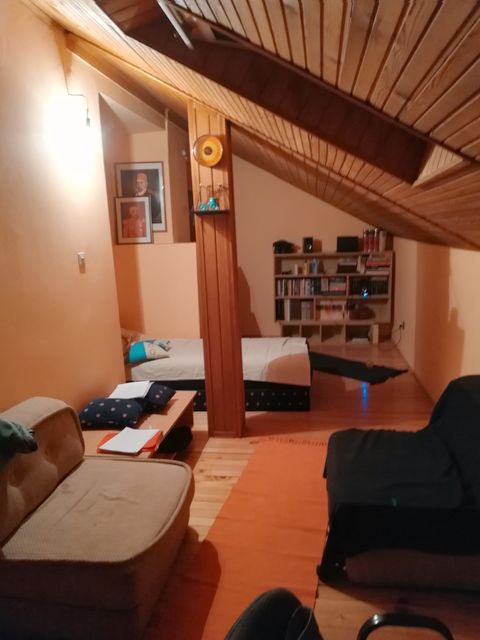 Kaće Dejanović 19, Novi Sad - 18