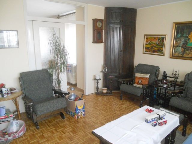 Kaće Dejanović 19, Novi Sad - 16