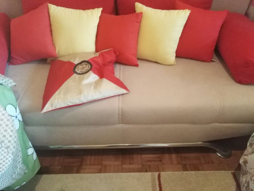 Milana Mihailovića 23, Ub - 8