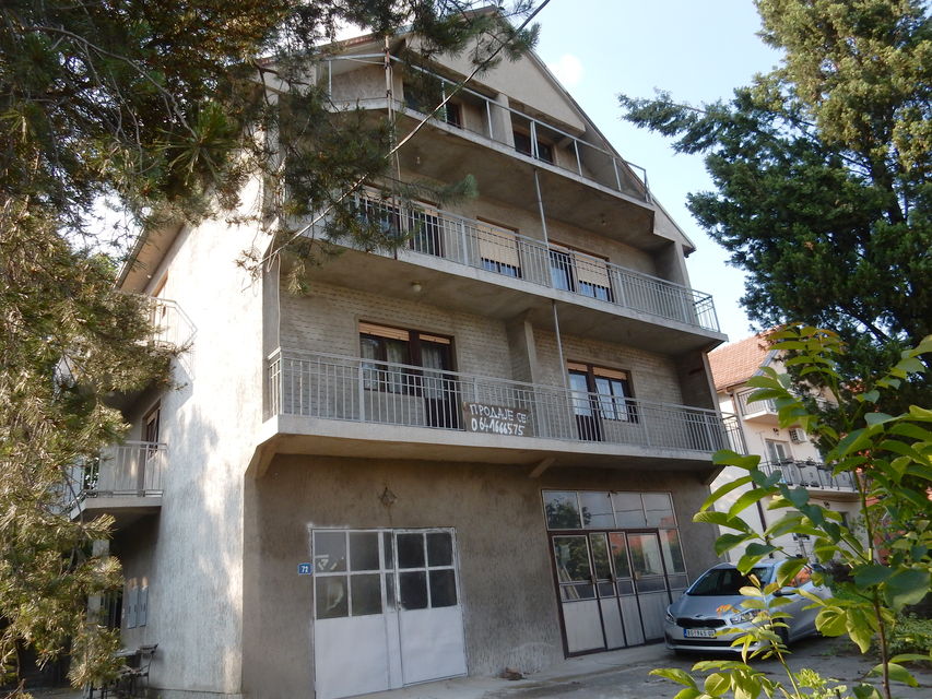 Dušana Petrovića-Šaneta 72, Beograd